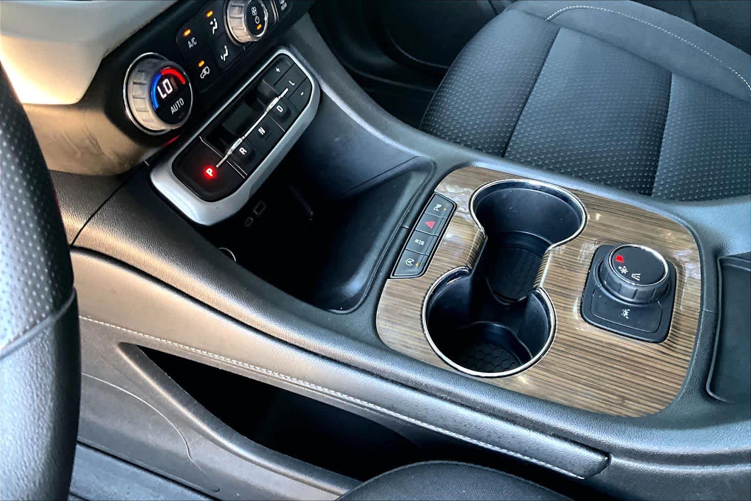 2022 GMC Acadia