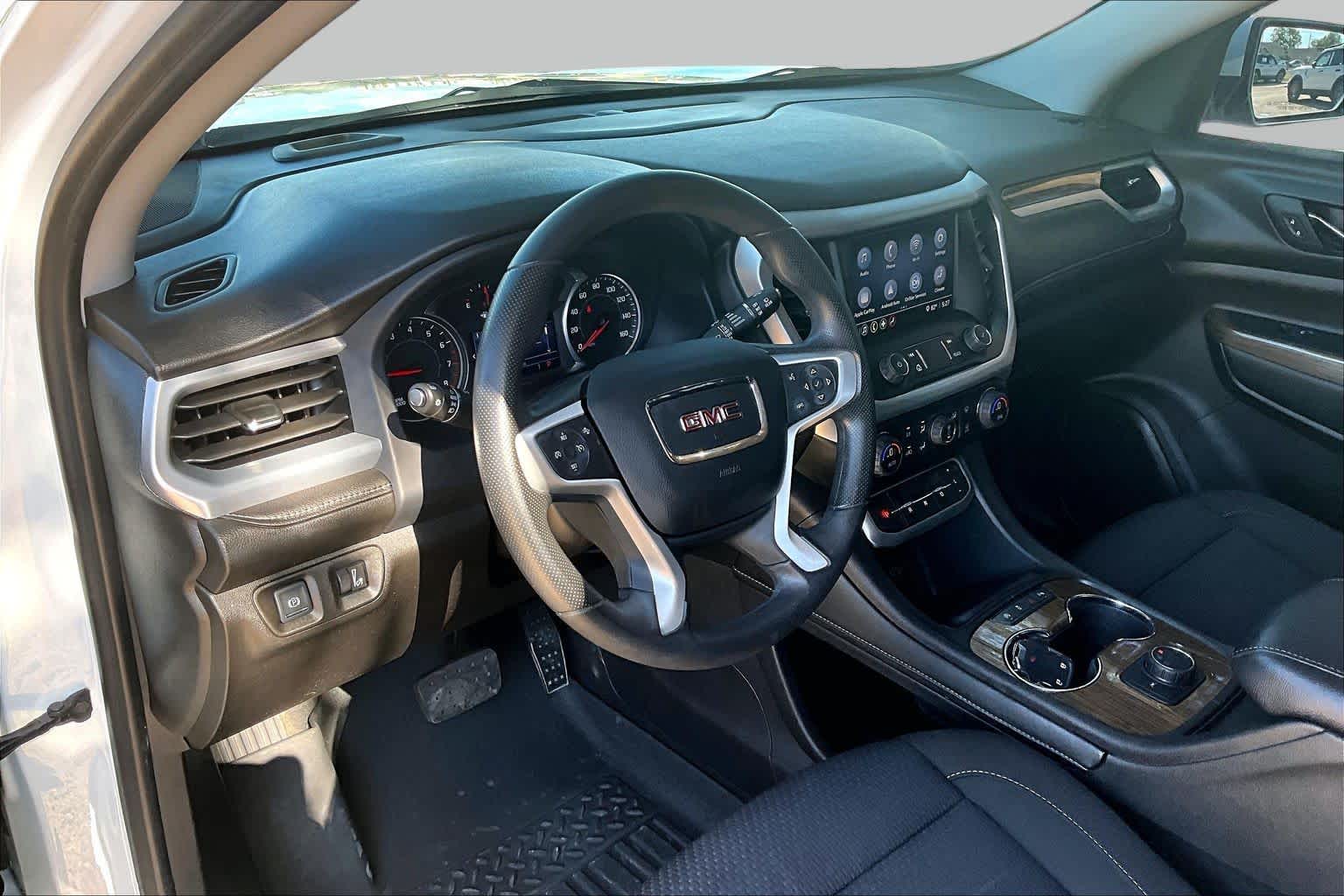 2022 GMC Acadia