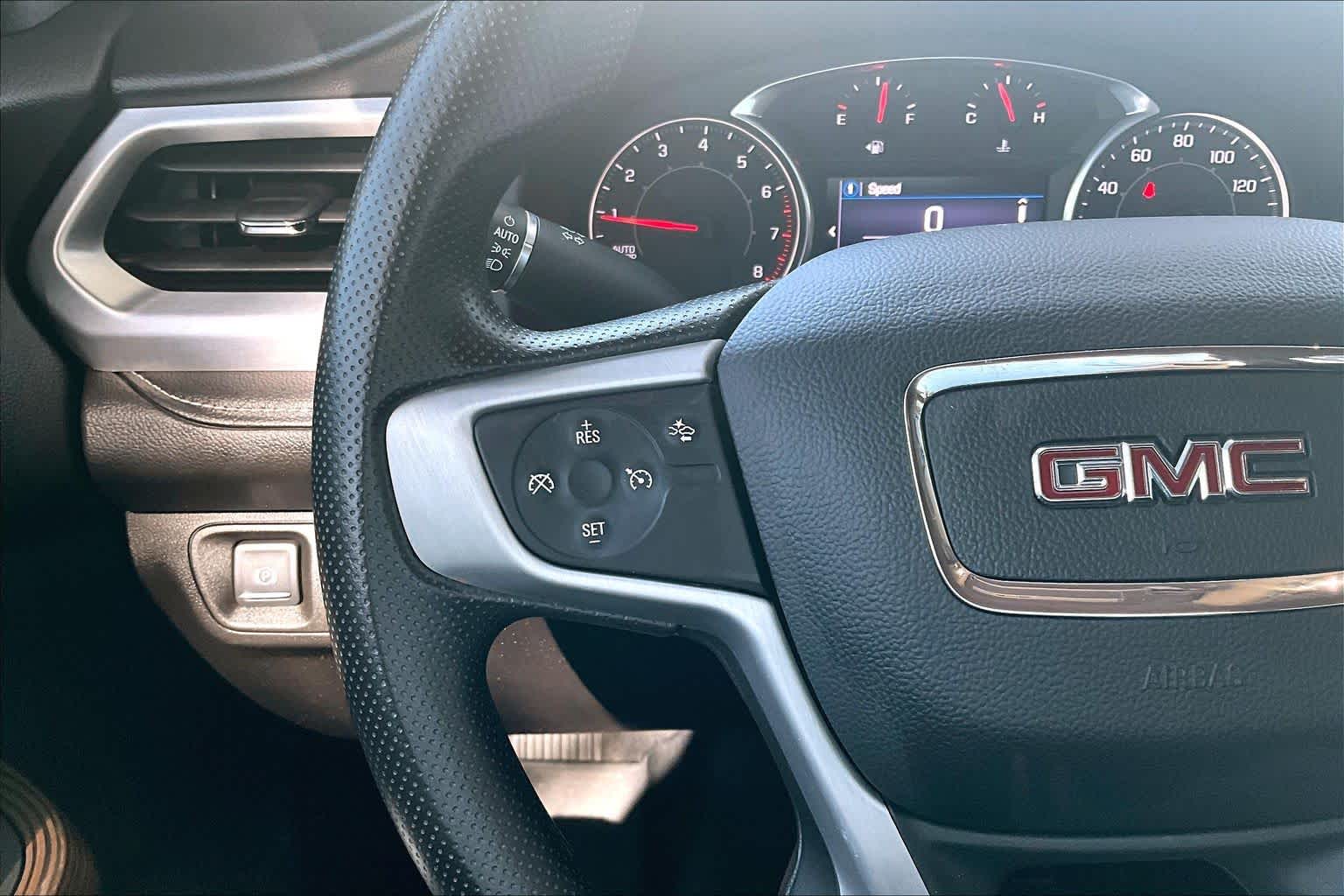 2022 GMC Acadia