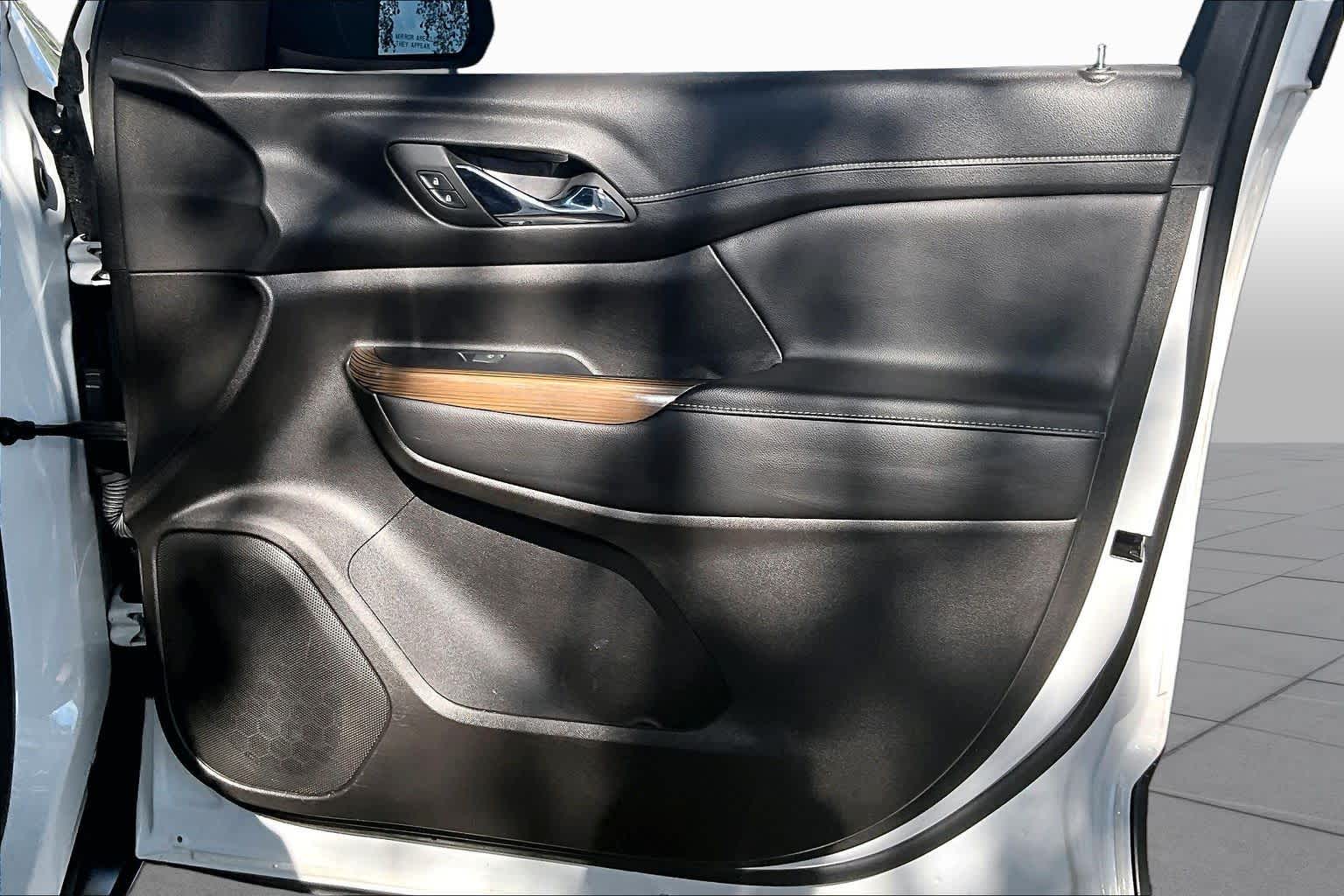 2022 GMC Acadia