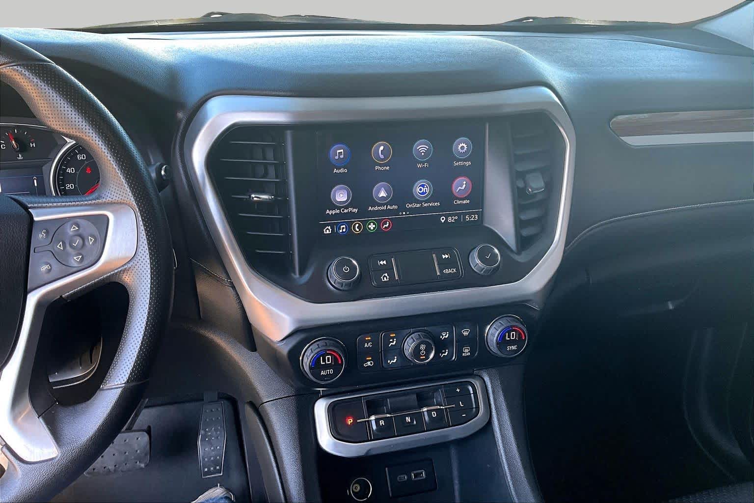 2022 GMC Acadia