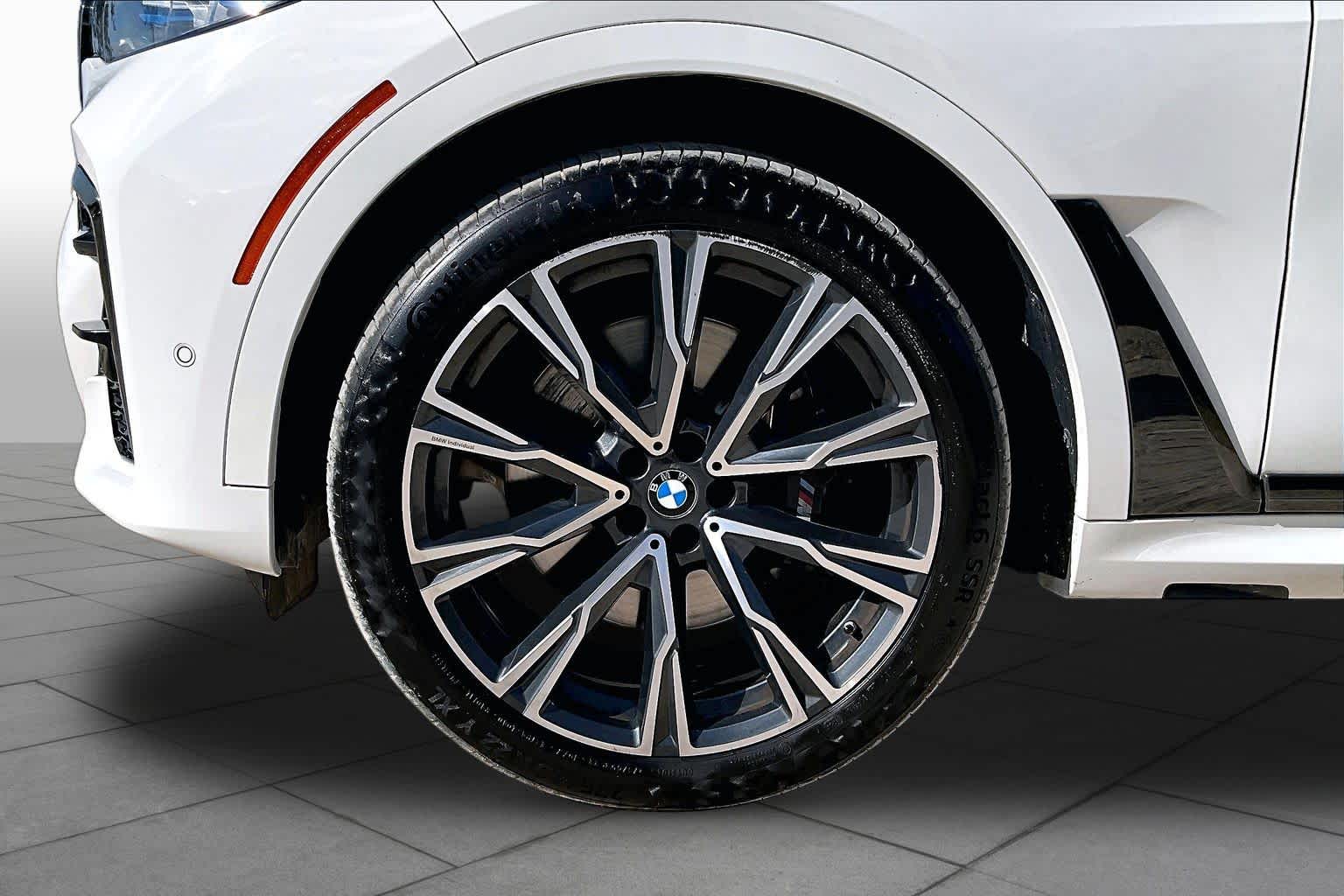 2021 BMW X7 M50i