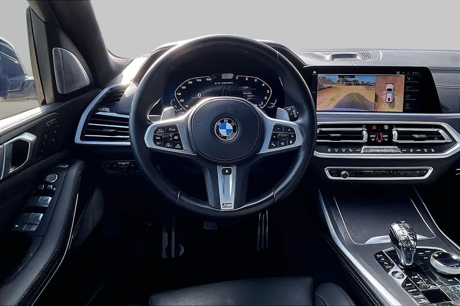 2021 BMW X7 M50i