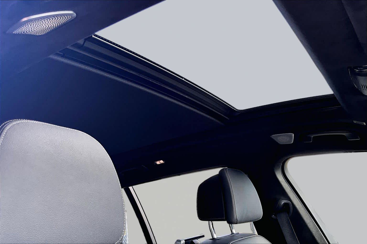 2021 BMW X7 M50i