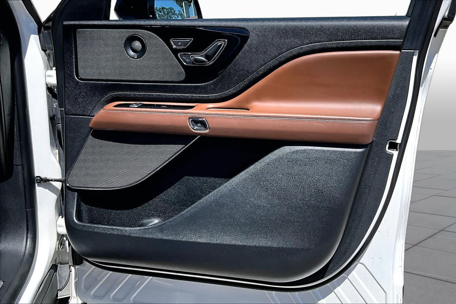 2020 Lincoln Aviator
