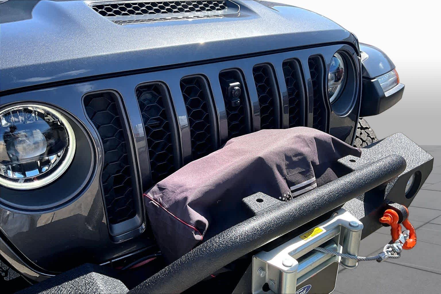 2023 Jeep Gladiator