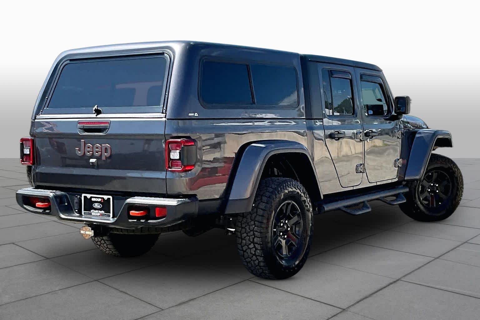 2023 Jeep Gladiator