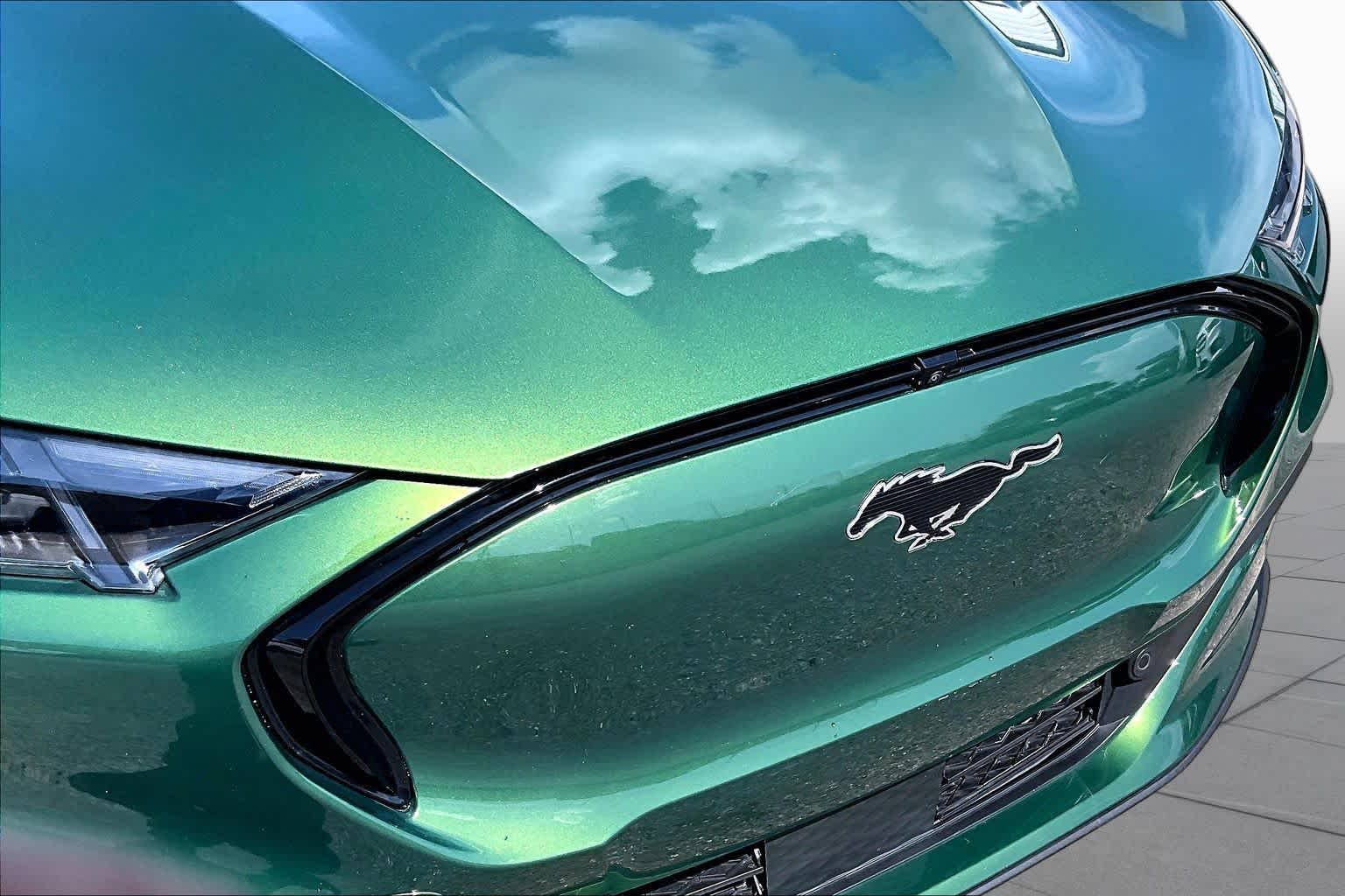 2025 Ford Mustang Mach-E