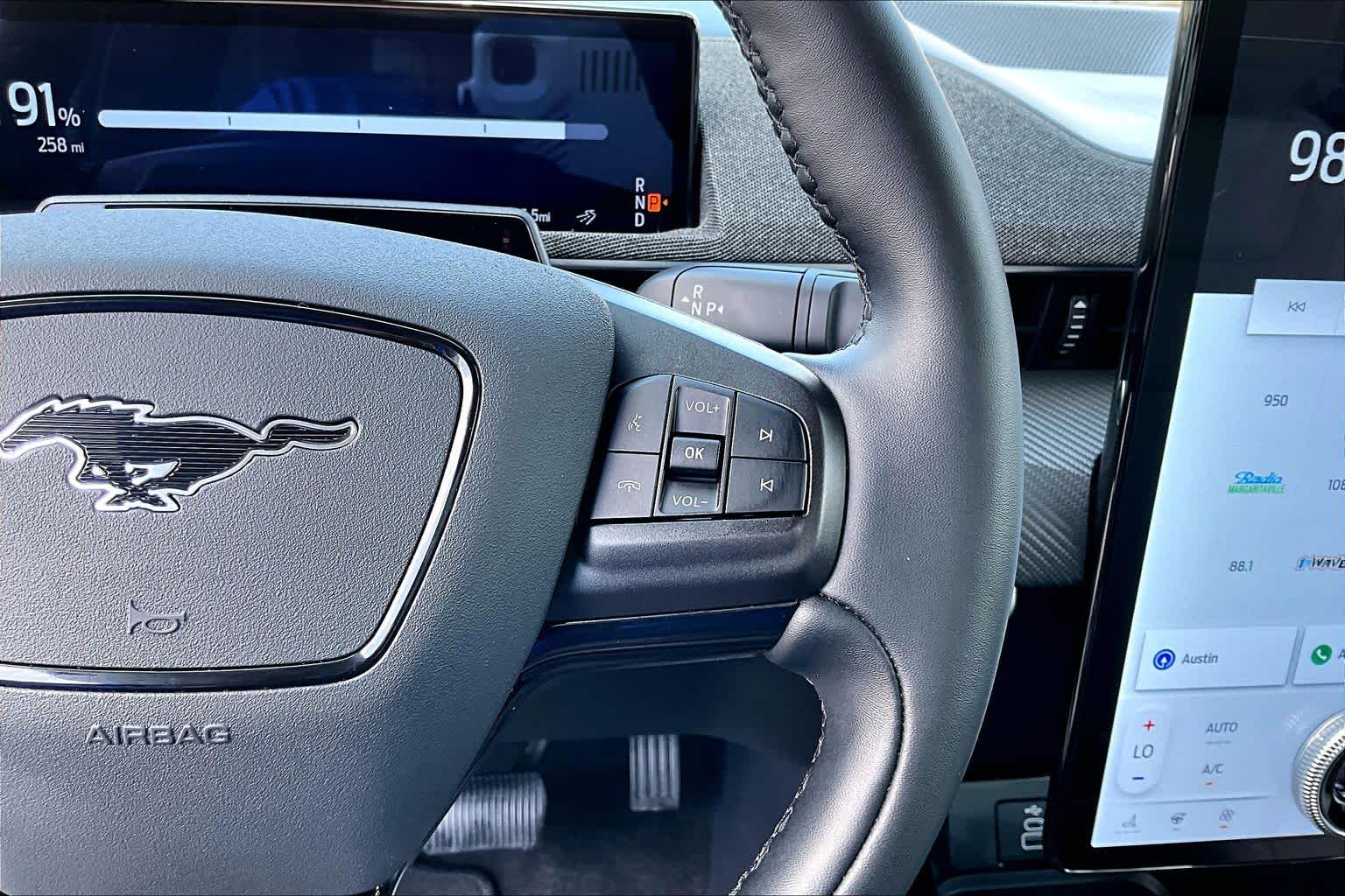 2025 Ford Mustang Mach-E