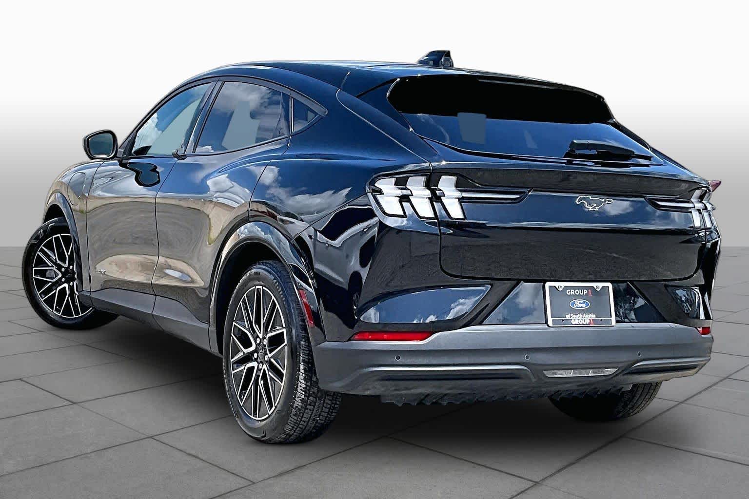 2025 Ford Mustang Mach-E