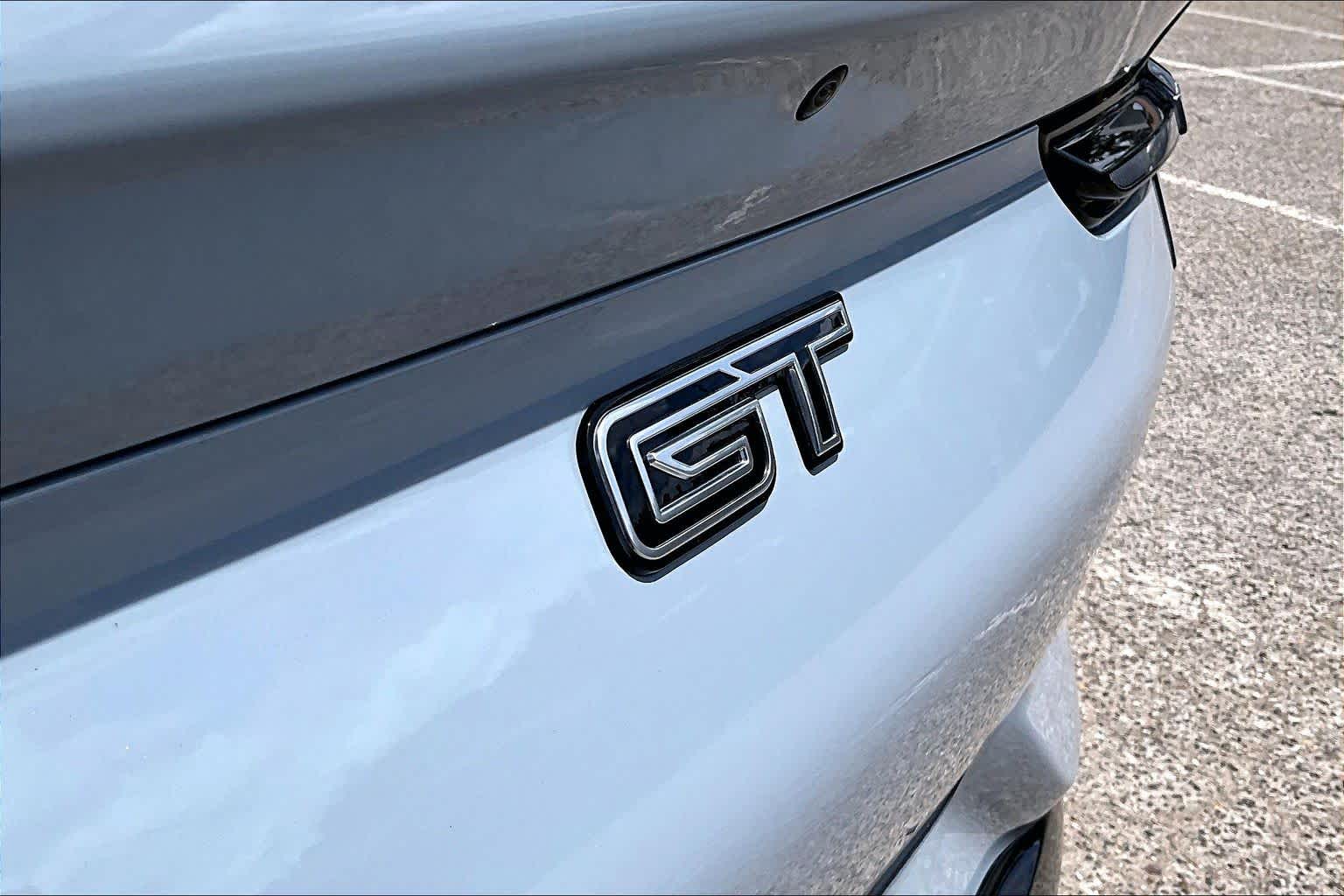 2025 Ford Mustang Mach-E