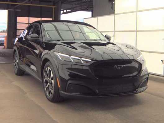 2025 Ford Mustang Mach-E