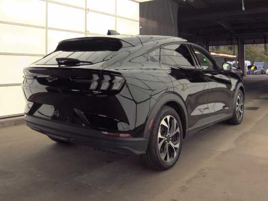 2025 Ford Mustang Mach-E