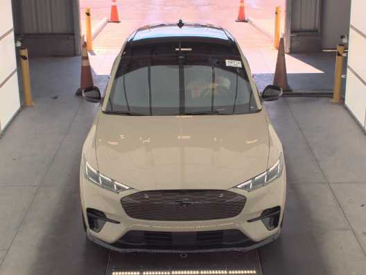 2025 Ford Mustang Mach-E