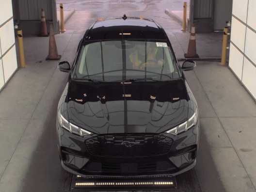 2025 Ford Mustang Mach-E