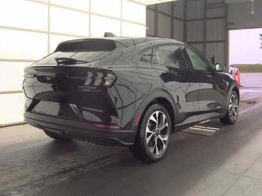 2025 Ford Mustang Mach-E