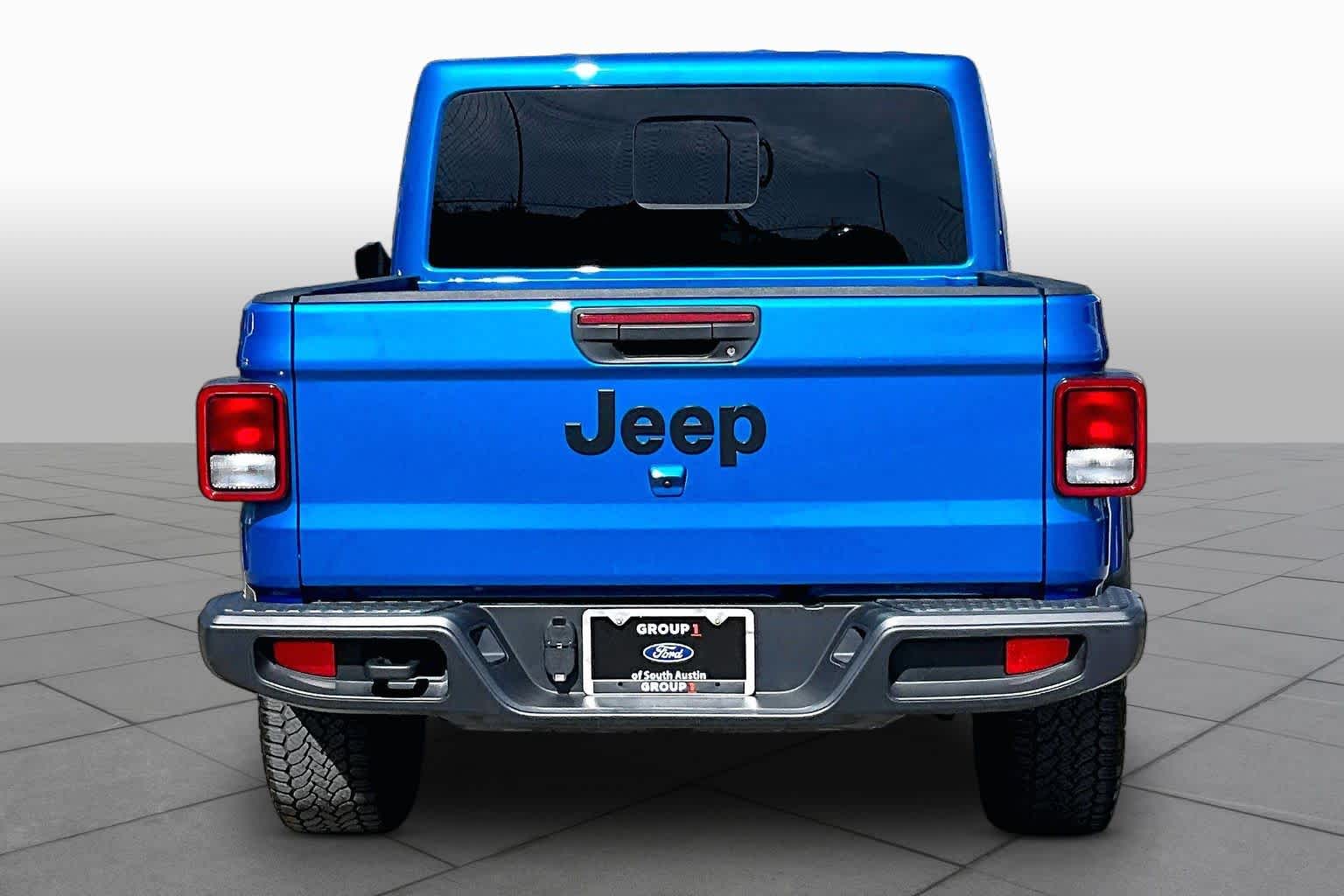 2025 Jeep Gladiator
