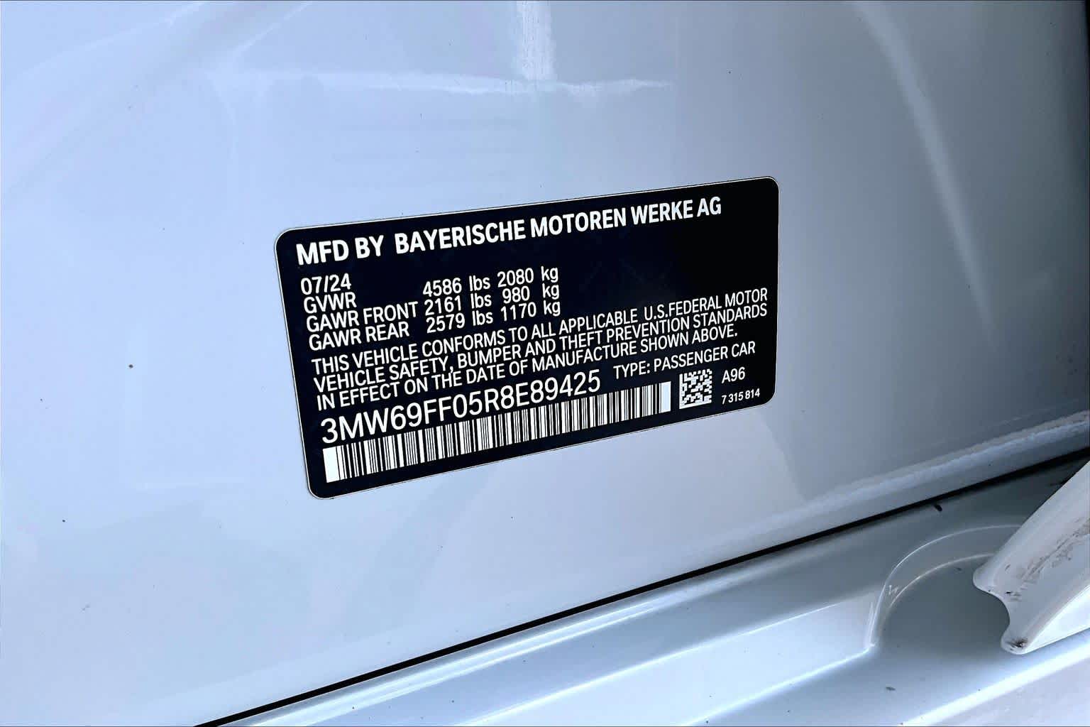 2024 BMW 330i