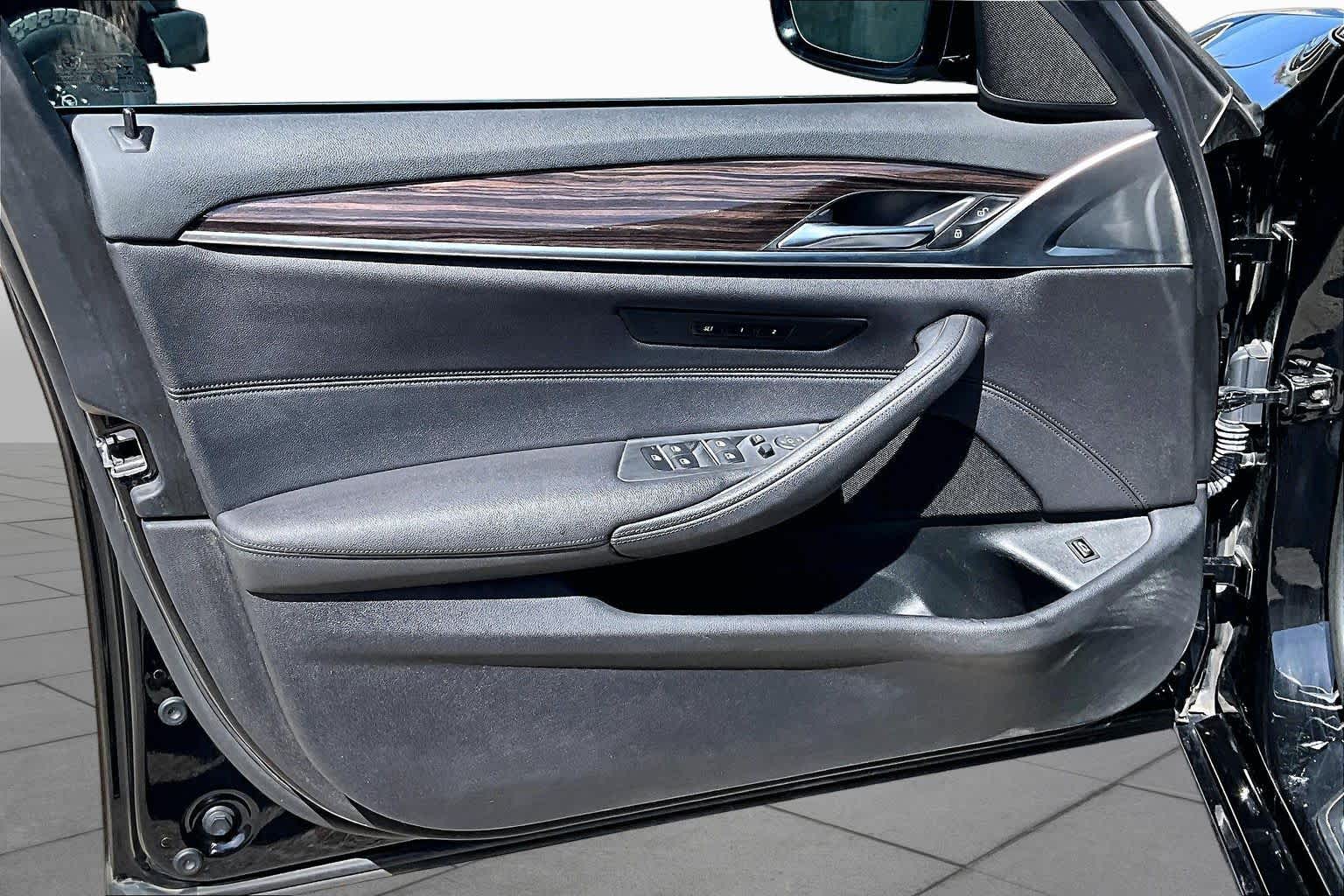 2018 BMW 530i
