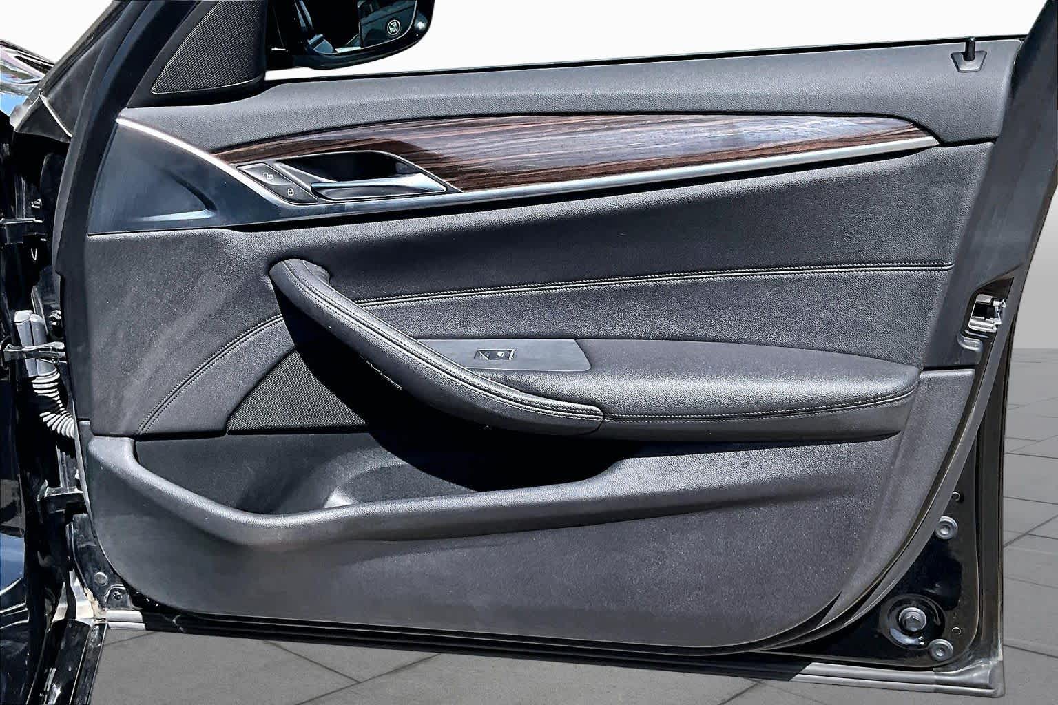 2018 BMW 530i