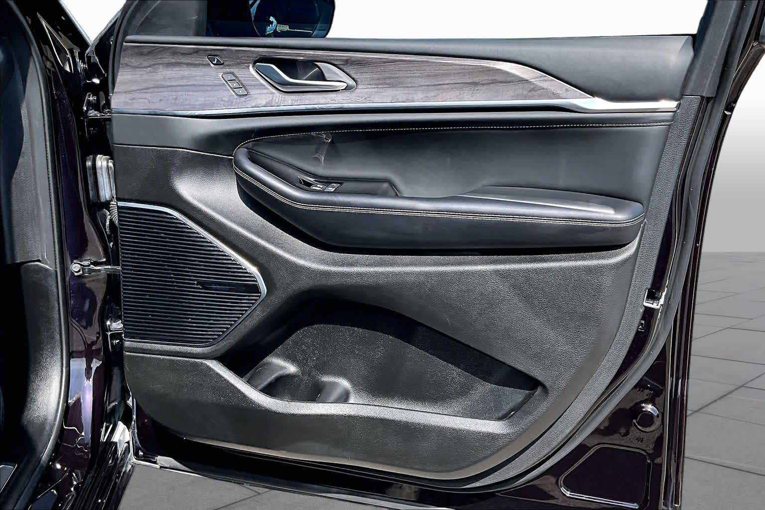2023 Jeep Grand Cherokee L