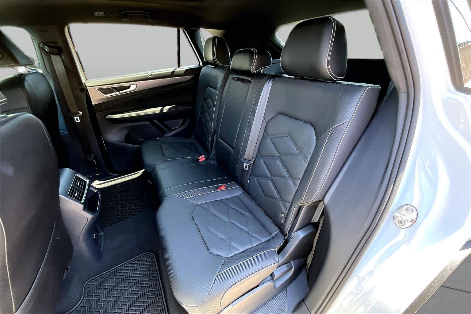 2025 Volkswagen Atlas Cross Sport