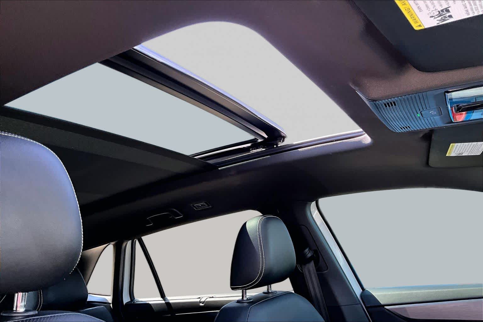 2025 Volkswagen Atlas Cross Sport