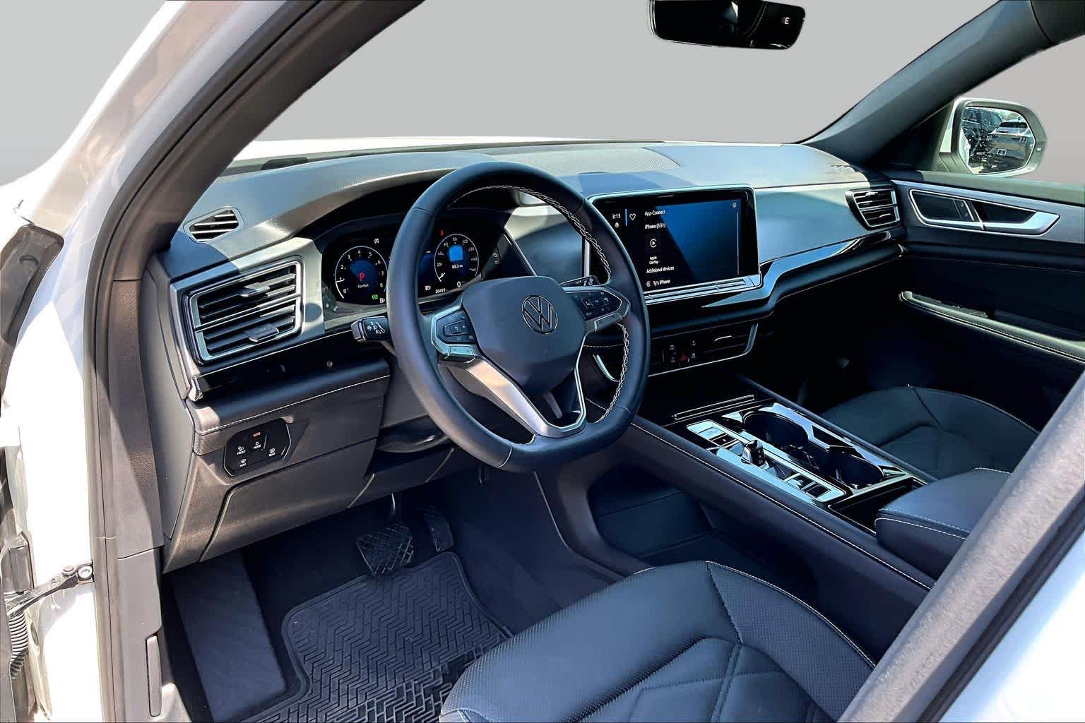 2025 Volkswagen Atlas Cross Sport