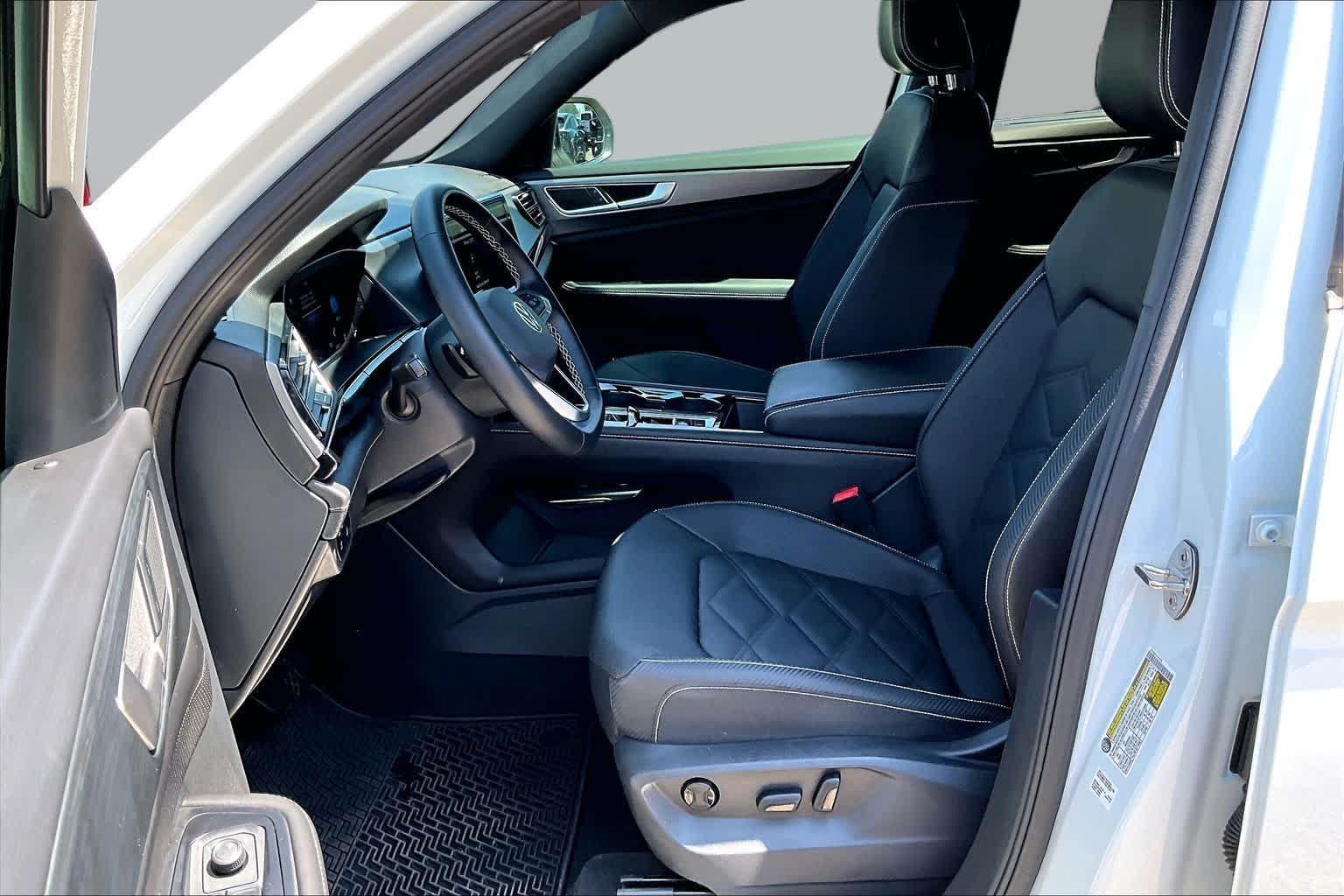 2025 Volkswagen Atlas Cross Sport