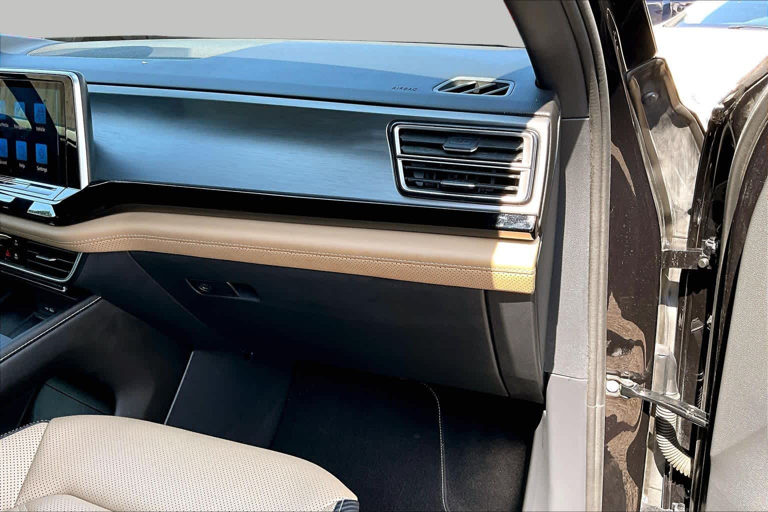 2024 Volkswagen Atlas Cross Sport