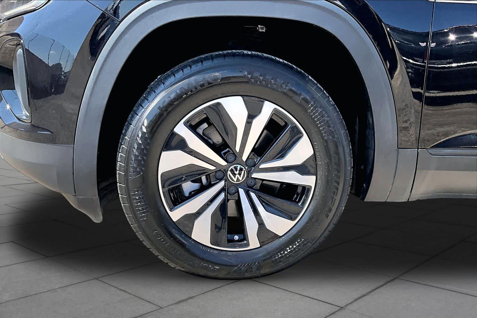 2024 Volkswagen Atlas Cross Sport