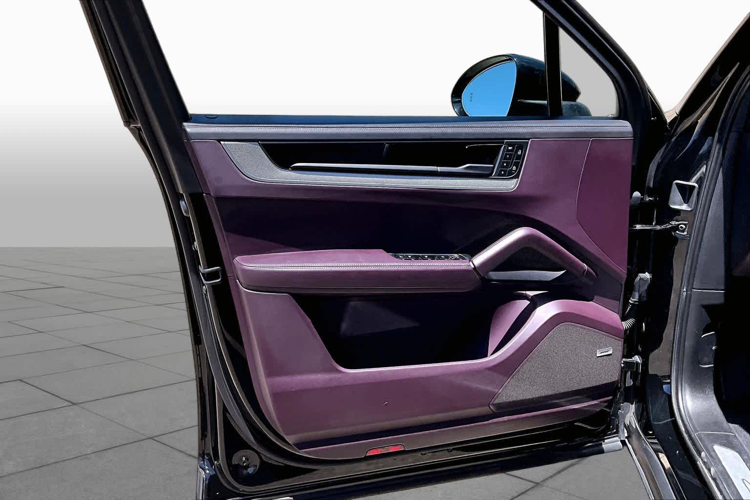 2024 Porsche Cayenne