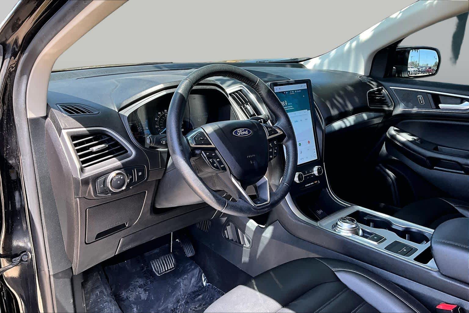 2022 Ford Edge