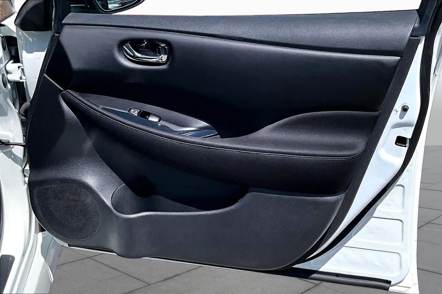 2021 Nissan LEAF