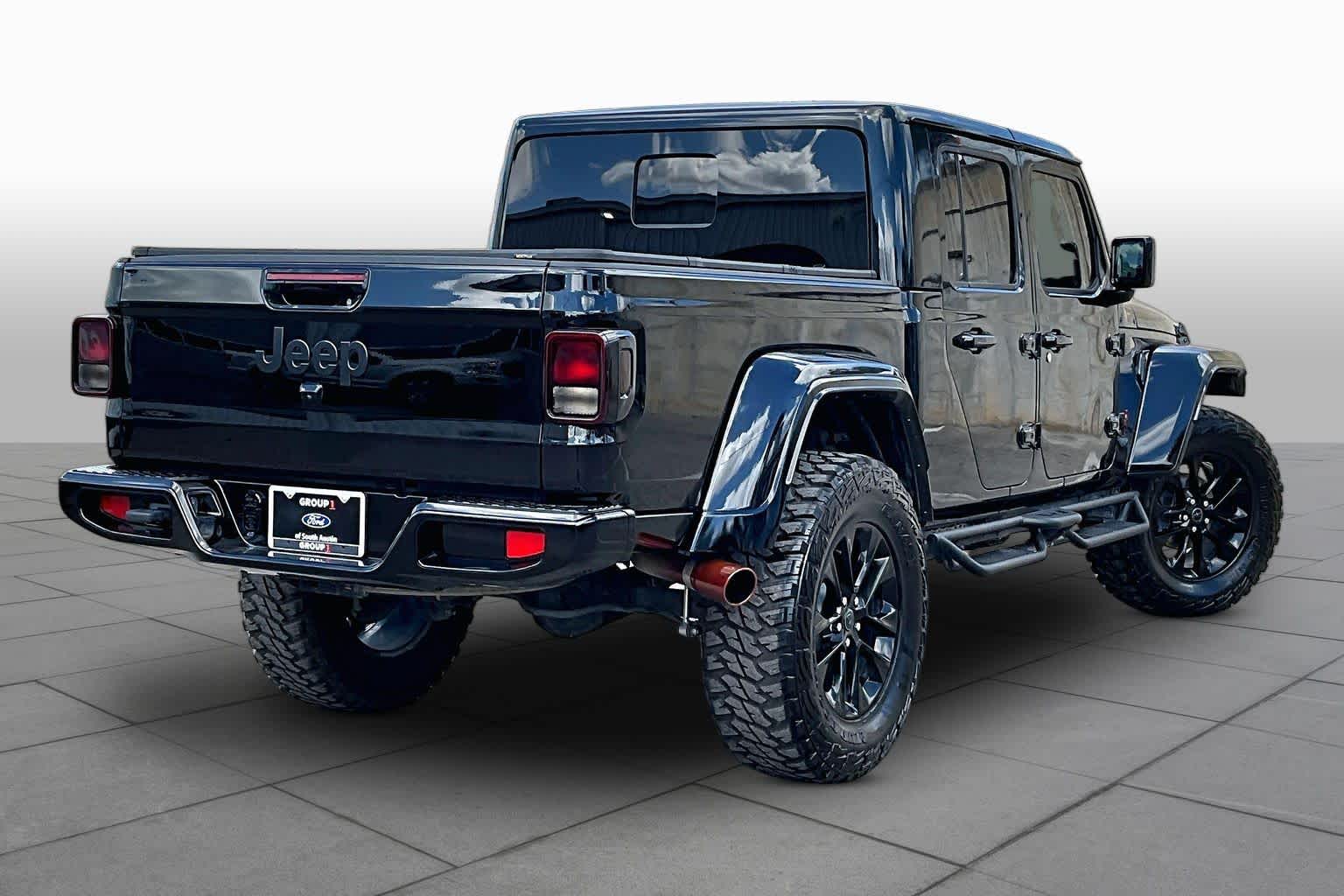2024 Jeep Gladiator