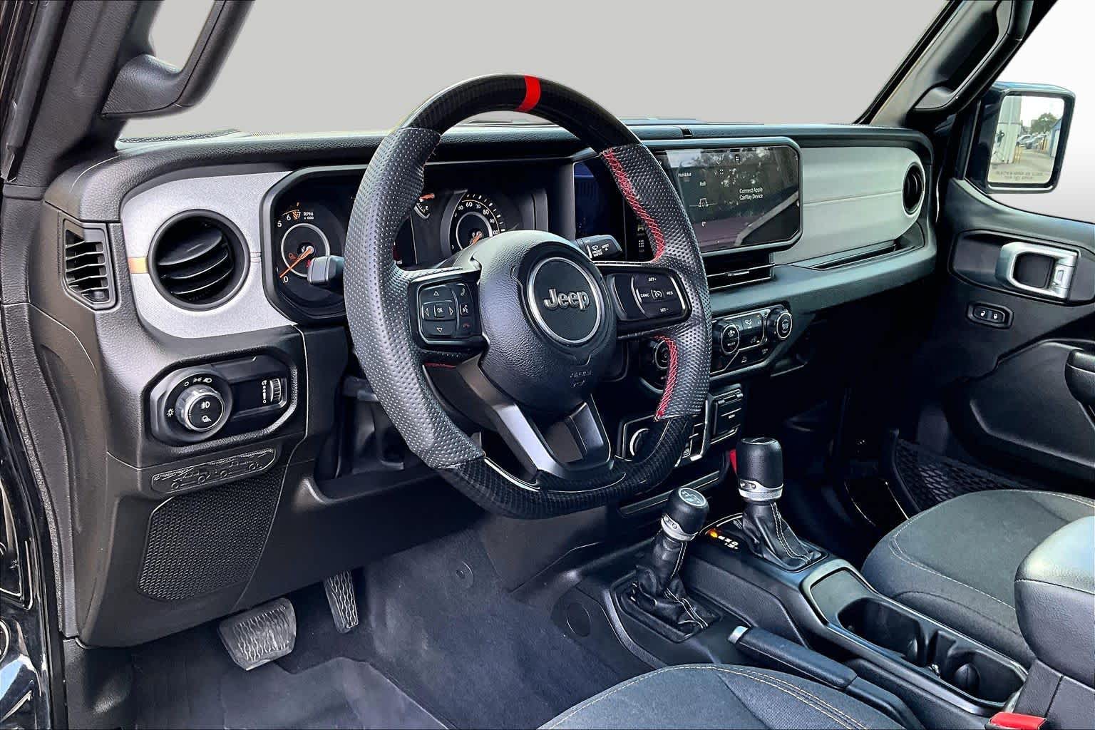 2024 Jeep Gladiator