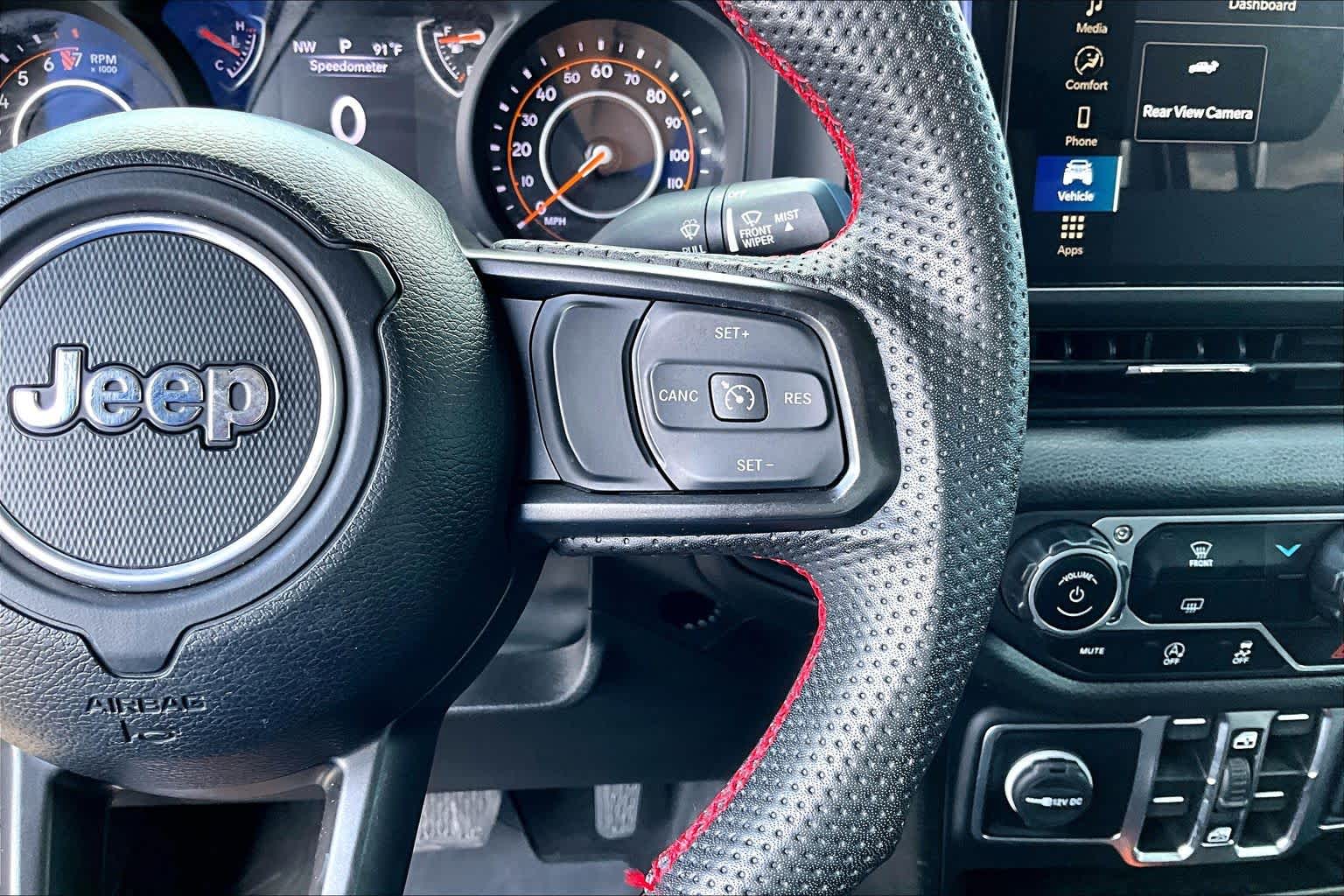 2024 Jeep Gladiator