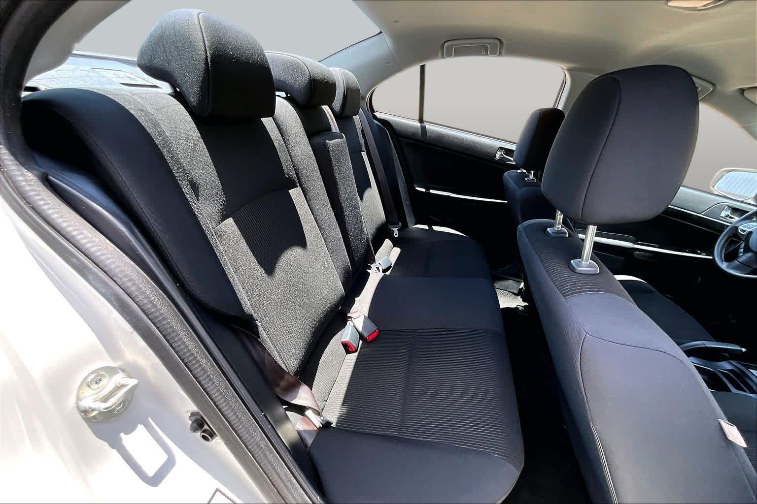 2017 Mitsubishi Lancer
