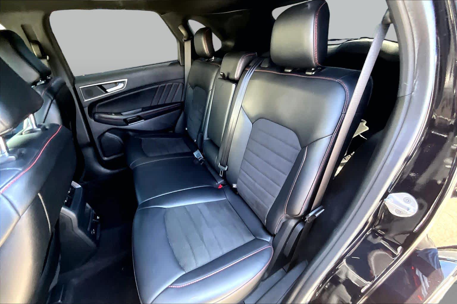 2021 Ford Edge