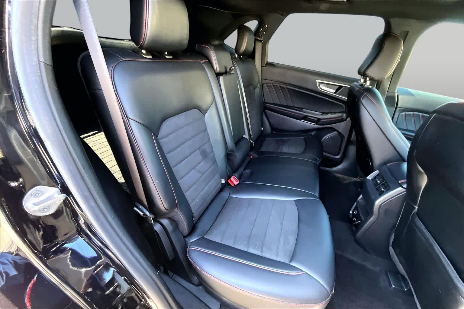 2021 Ford Edge