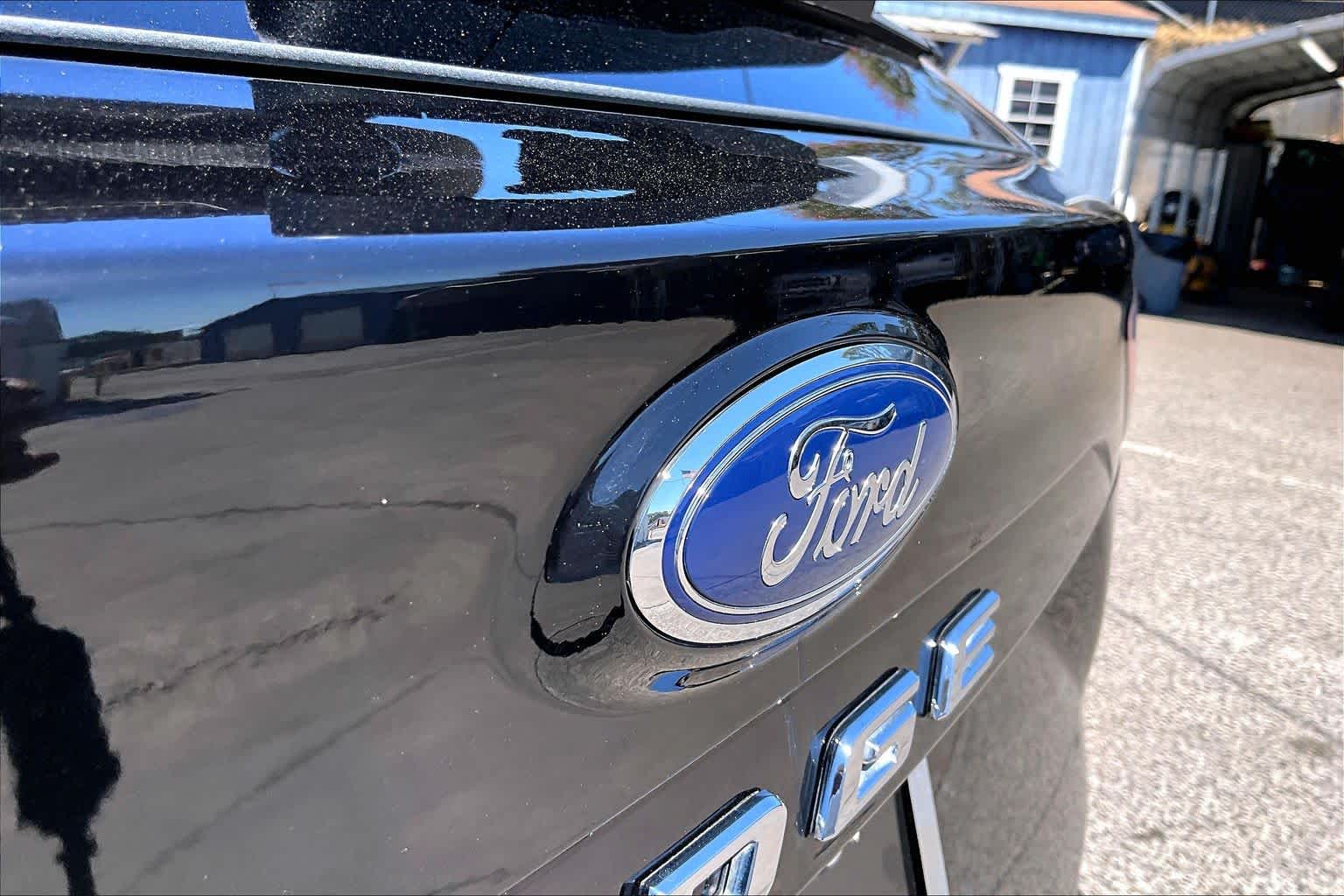 2021 Ford Edge
