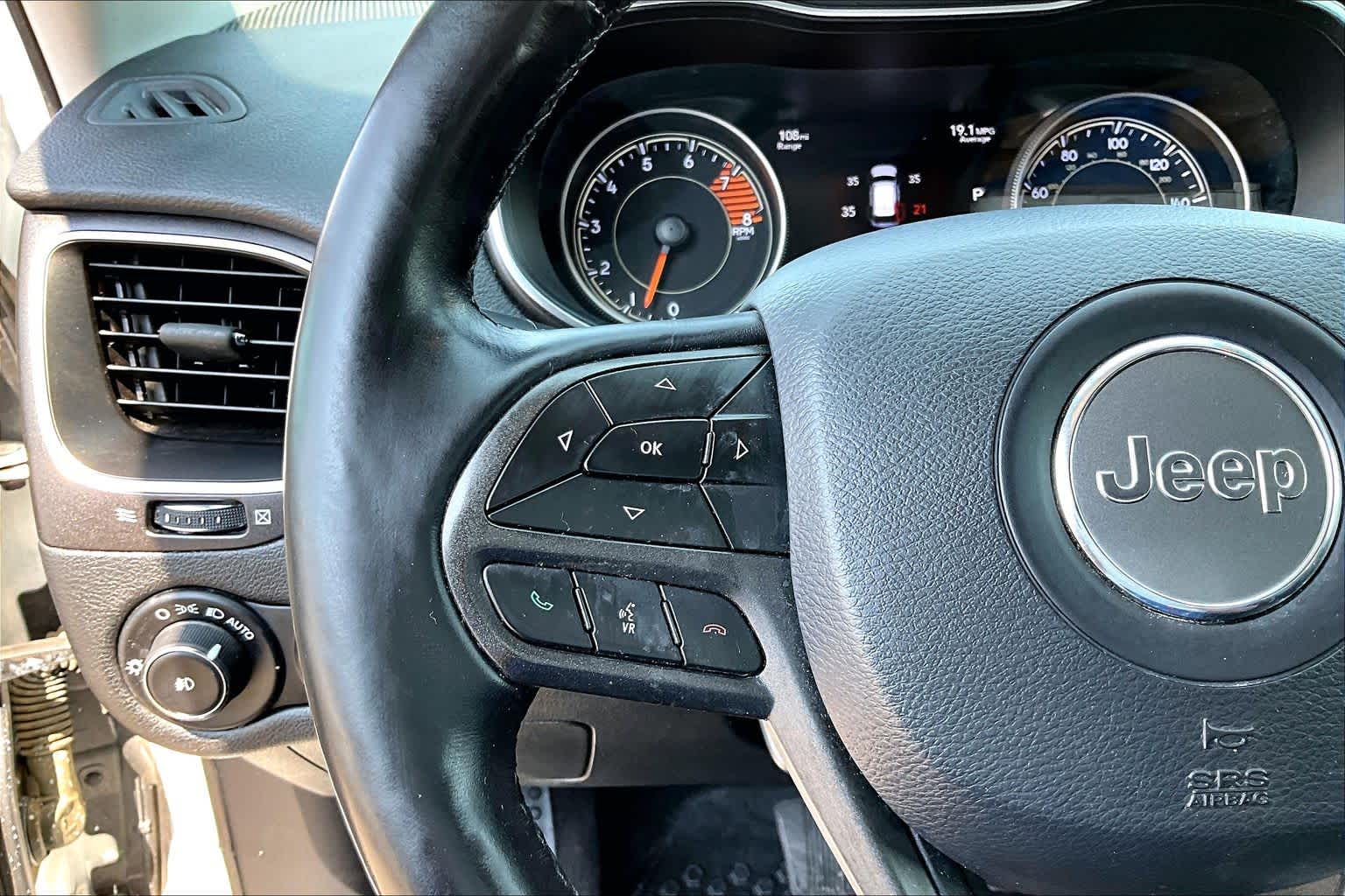 2019 Jeep Cherokee