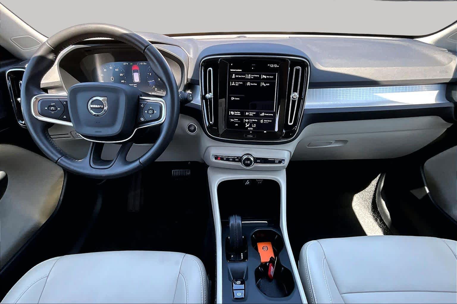 2021 Volvo XC40