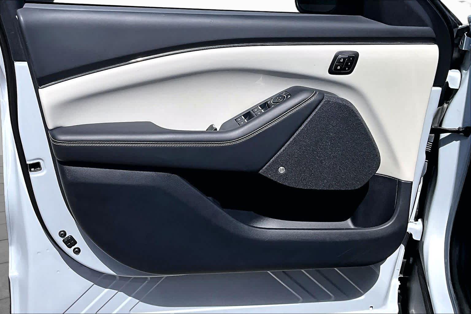 2023 Ford Mustang Mach-E
