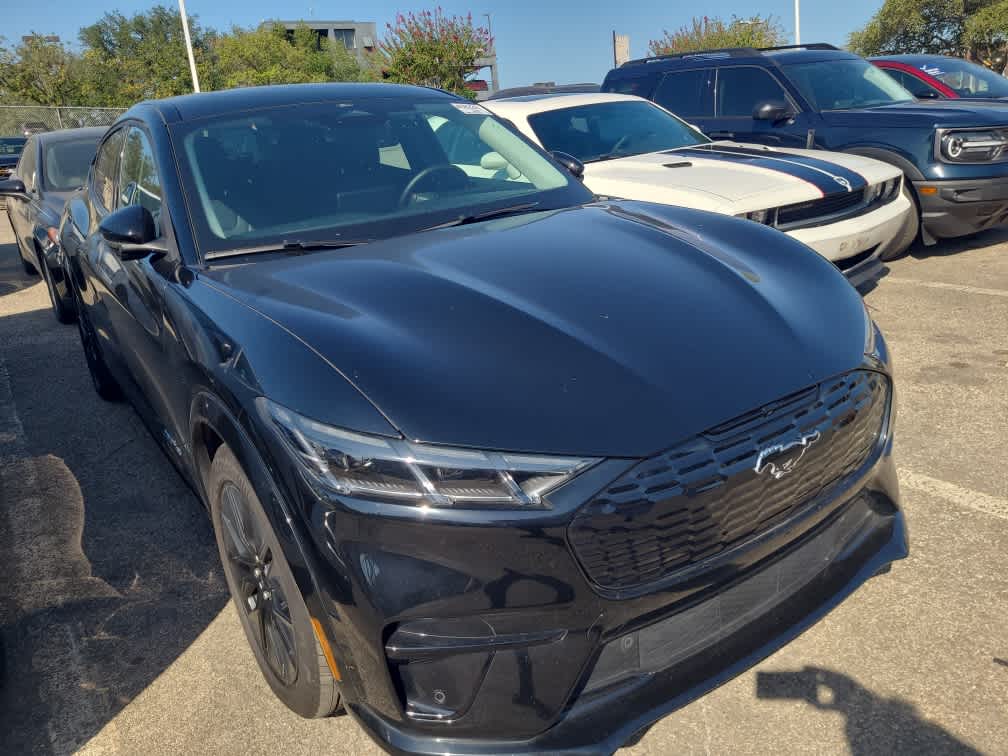2025 Ford Mustang Mach-E