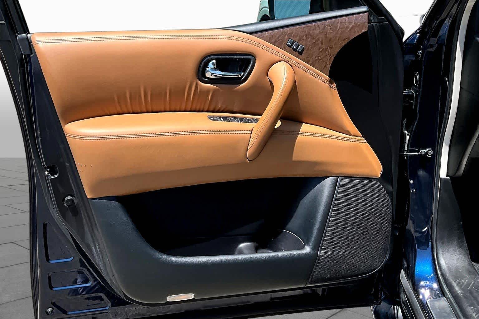 2017 INFINITI QX80