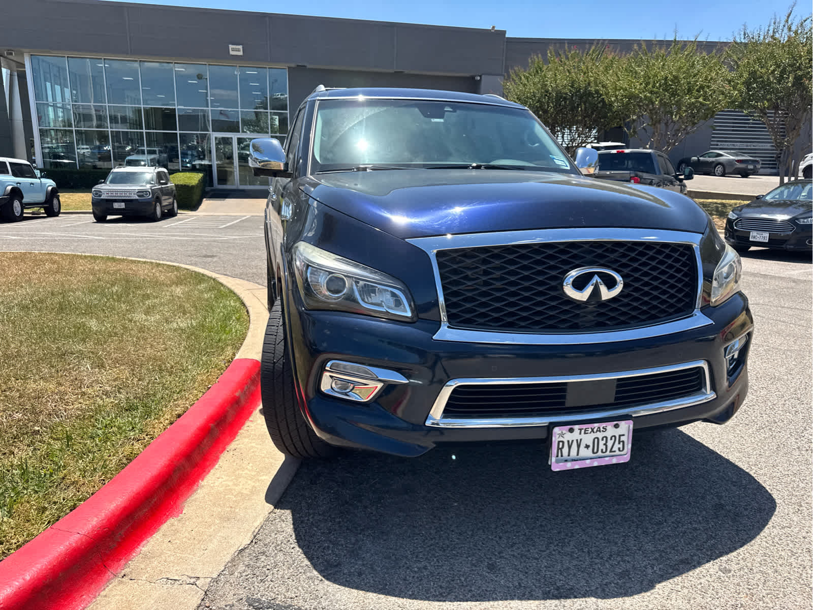 2017 INFINITI QX80