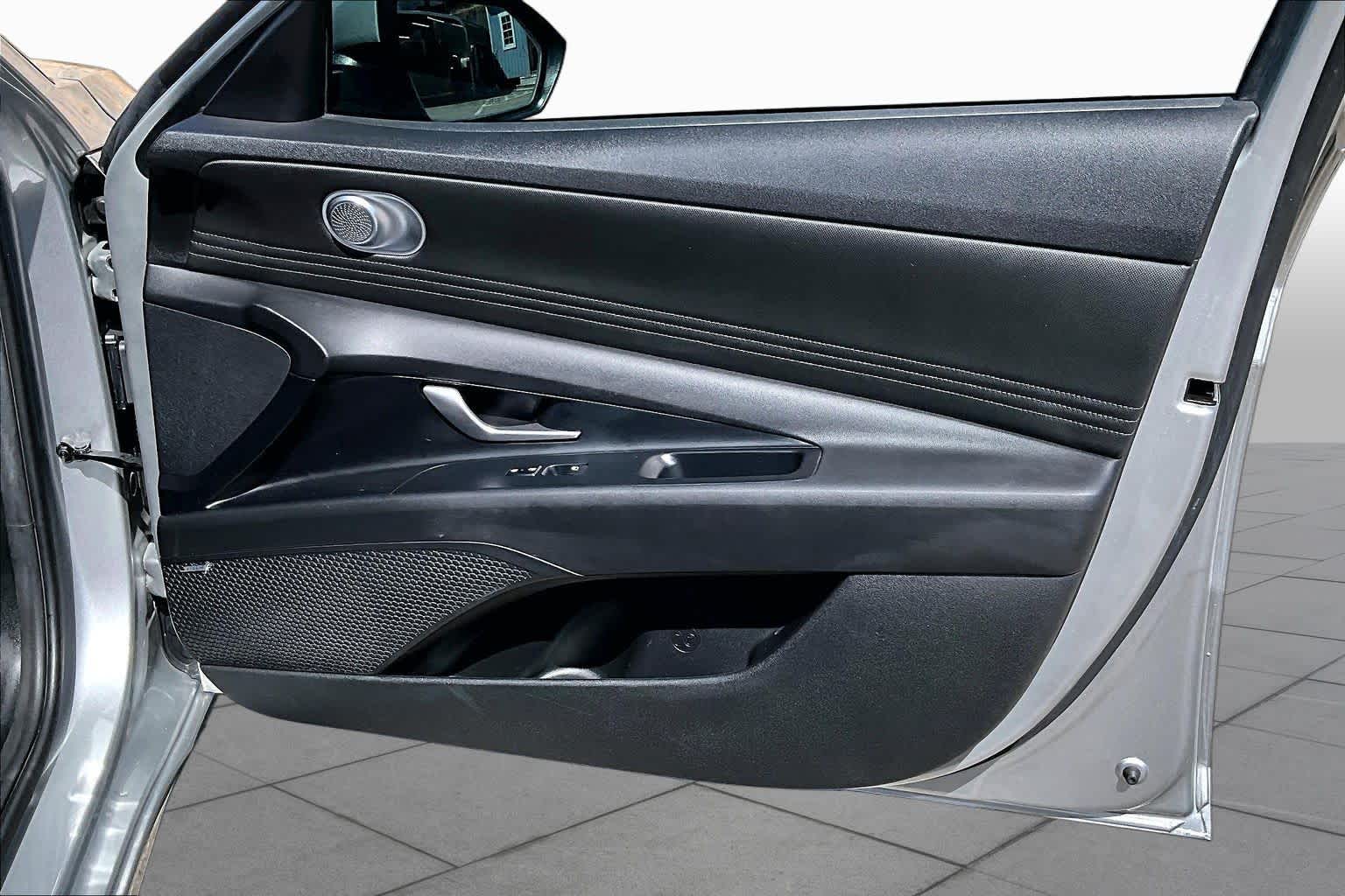 2022 Hyundai Elantra