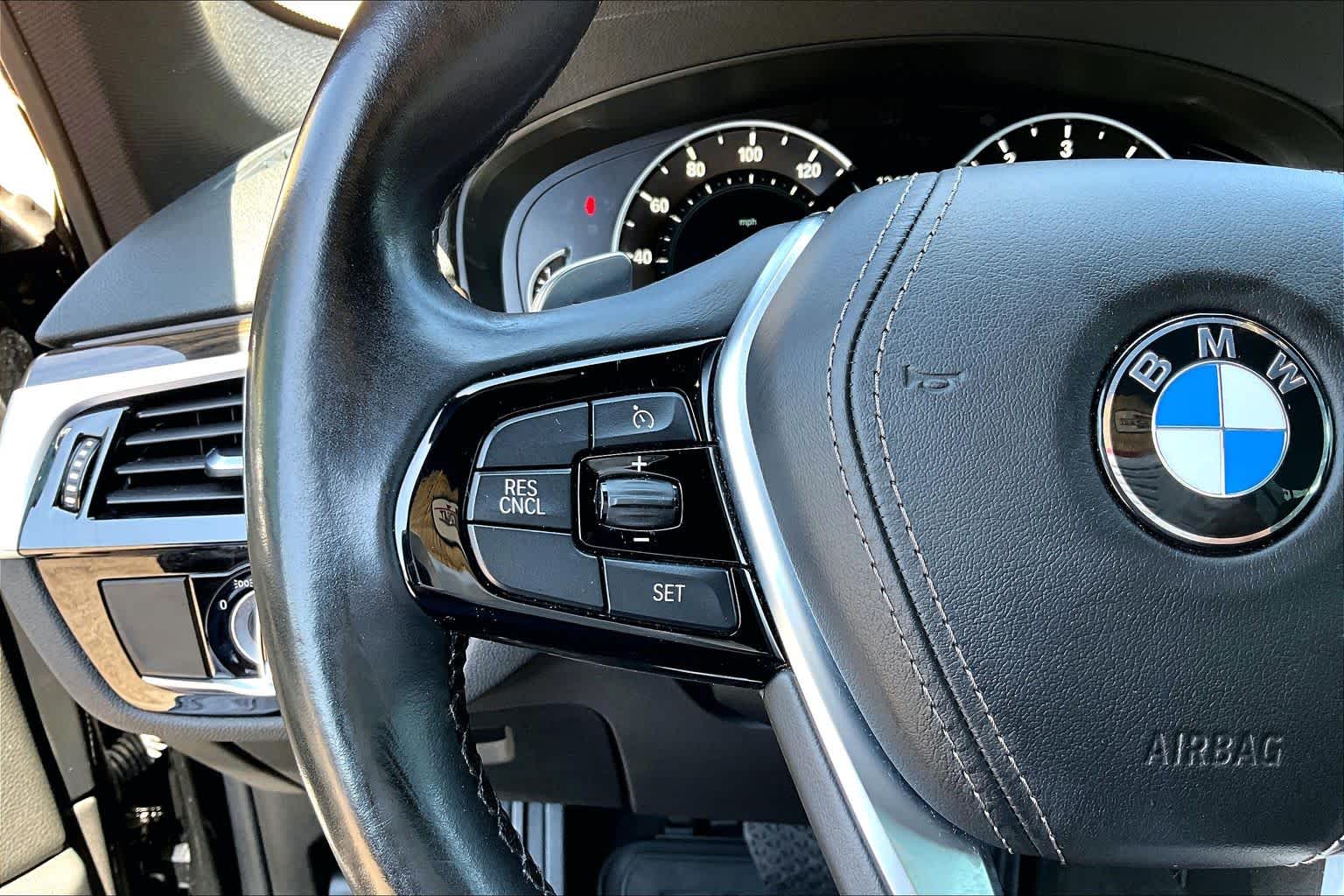 2019 BMW 530i