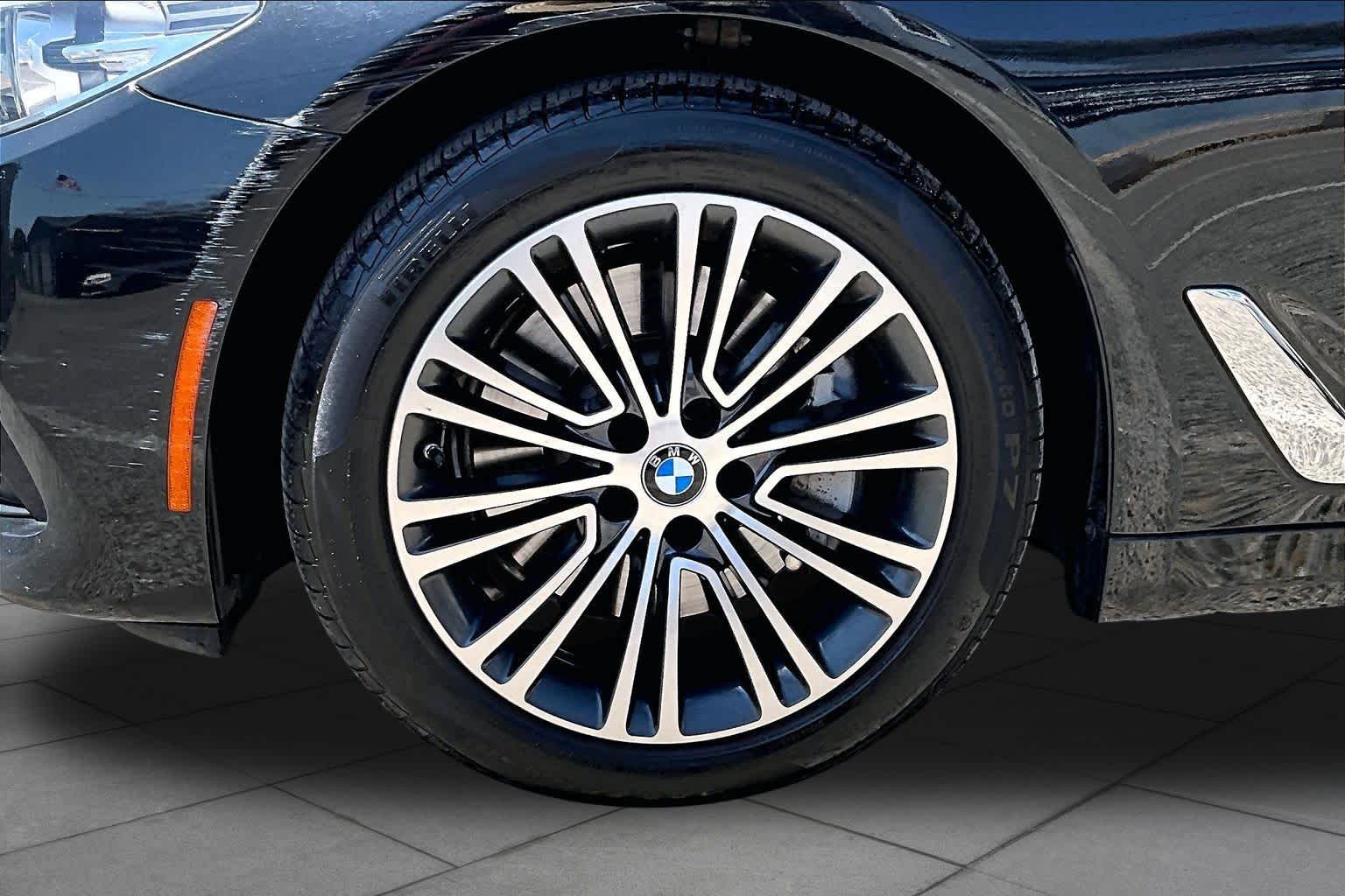 2019 BMW 530i